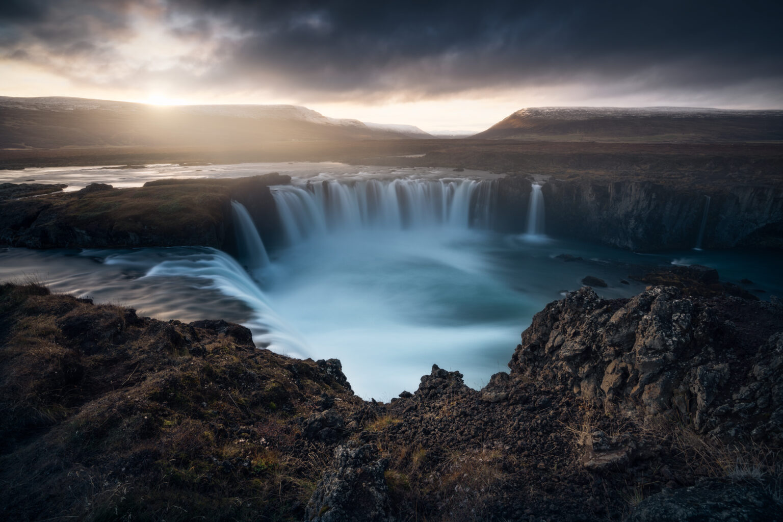 cascata con filtro nd islanda godafoss