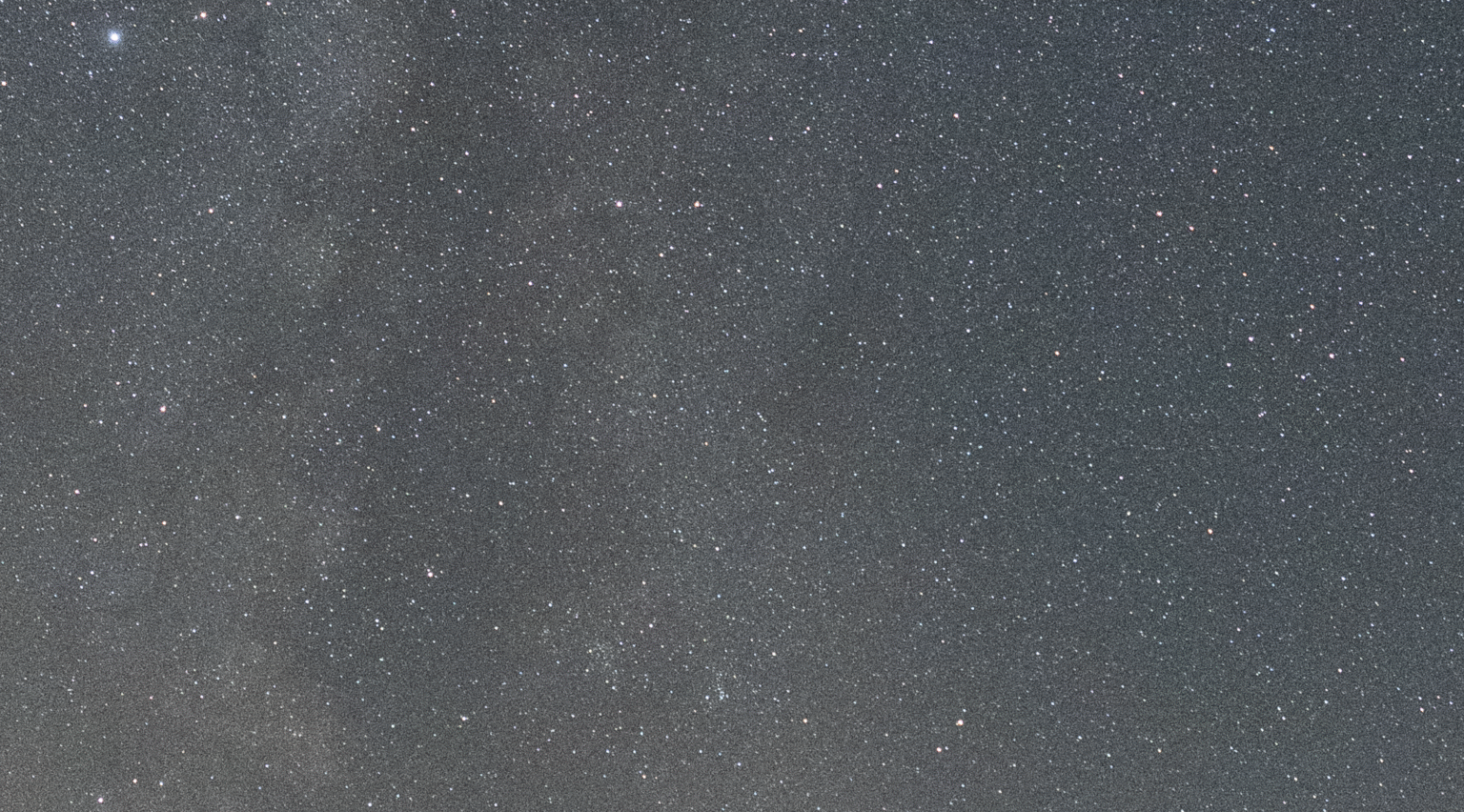 rumore digitale cielo notturno